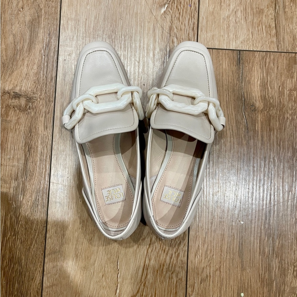 Loafer flats